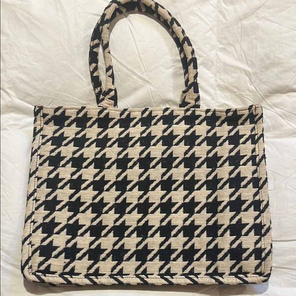 H&M Black and White Houndstooth Tote